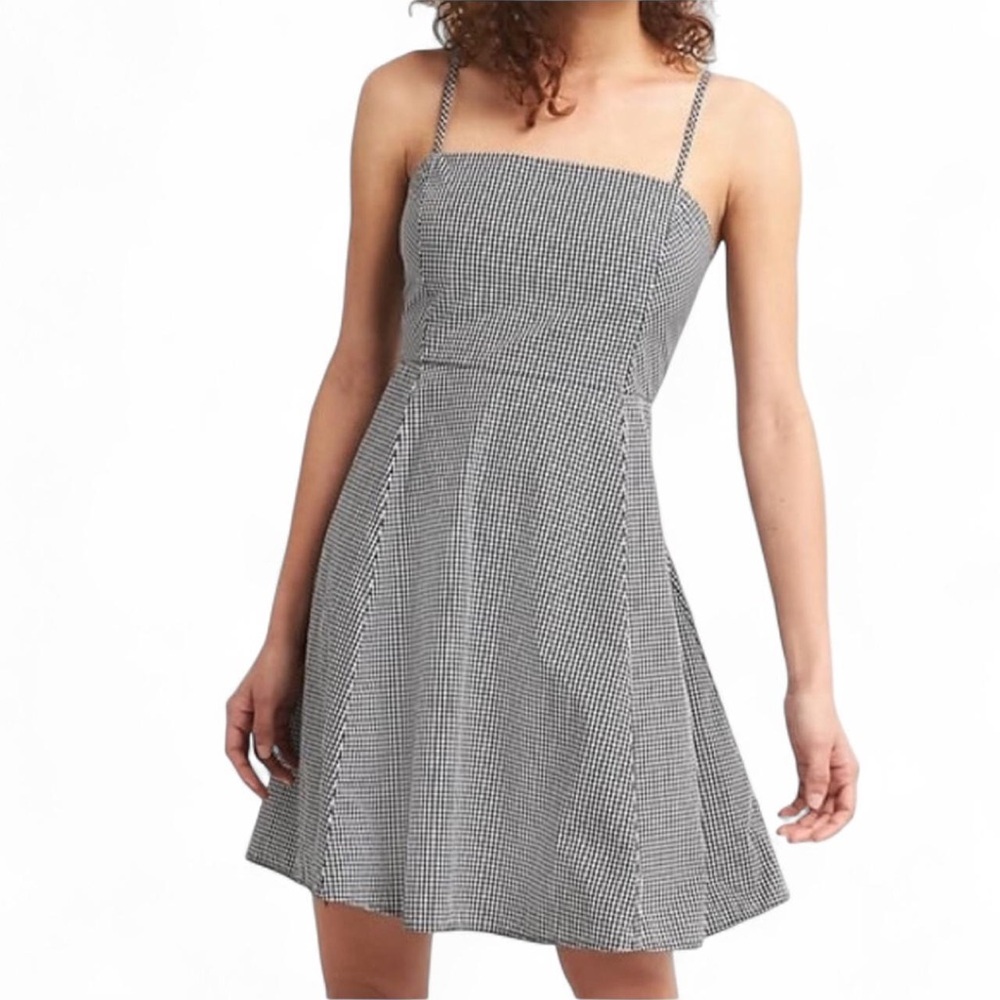 GAP Black and White Mini Dress